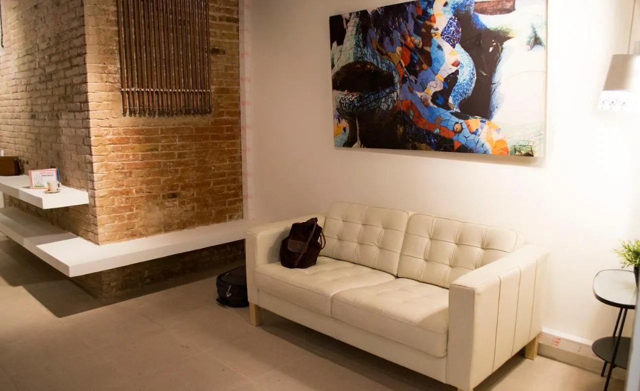 Apartamento Happy People Sagrada Familia St Pau Barcelona España